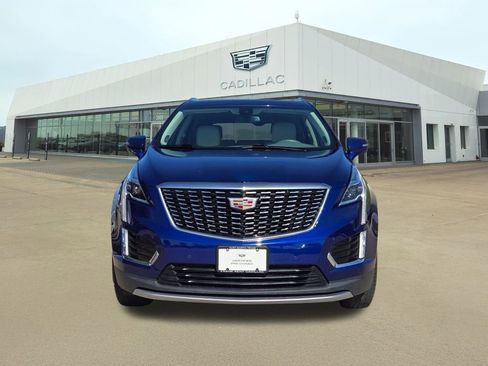 Certified 2023 Cadillac XT5 Premium Luxury image 2
