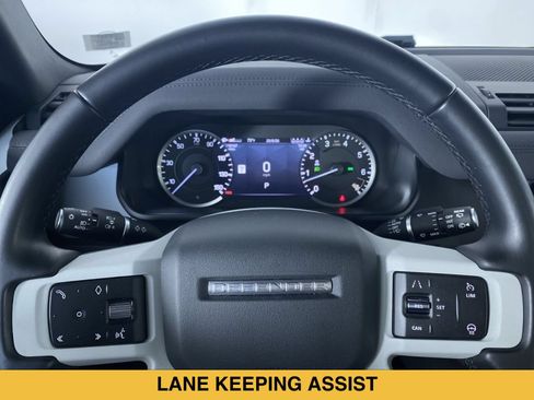 Used 2023 Land Rover Defender 90 SE AWD/4WD image 3
