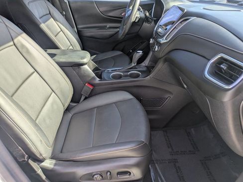 Used 2018 Chevrolet Equinox Premier image 22