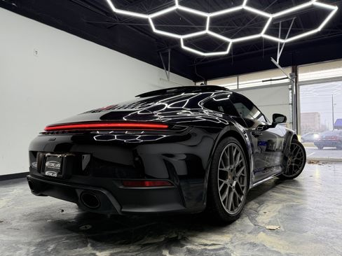 Used 2025 Porsche 911 Carrera image 5