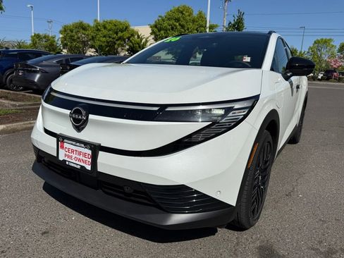 Certified 2026 Nissan Leaf Platinum+ w/ Cargo Package (Platinum+) FWD image 10