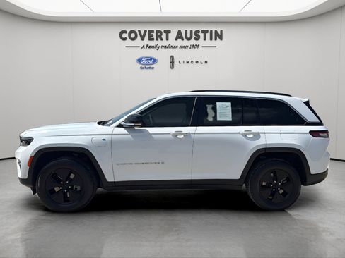 Used 2022 Jeep Grand Cherokee Limited 4xe AWD/4WD image 2