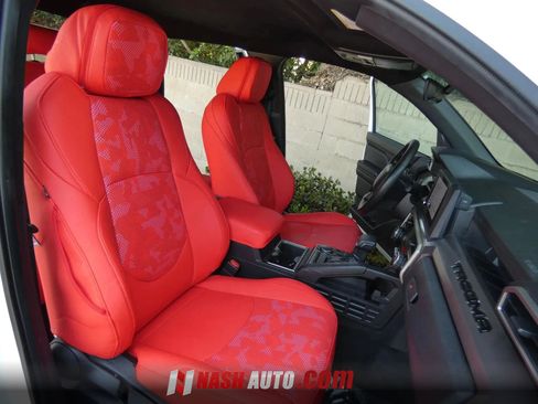 Used 2025 Toyota Tacoma SR RWD image 30