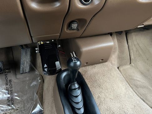 Used 2002 Dodge Ram 2500 Truck SLT image 30