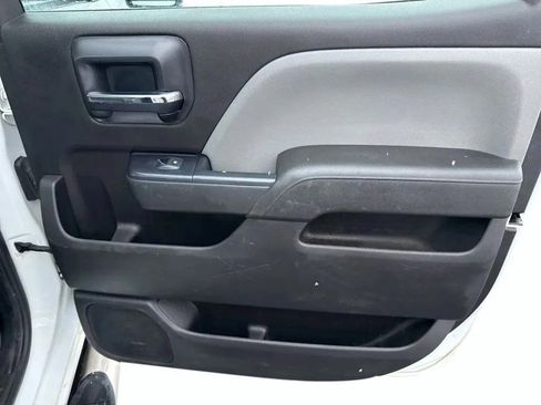 Used 2018 Chevrolet Silverado 2500 W/T w/ Snow Plow Prep Package image 27