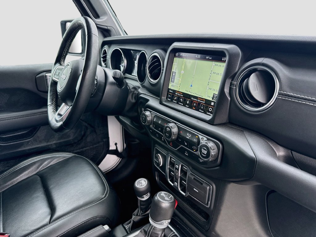 Certified 2022 Jeep Wrangler Unlimited Sahara w/ Cold Weather Group AWD/4WD image 34
