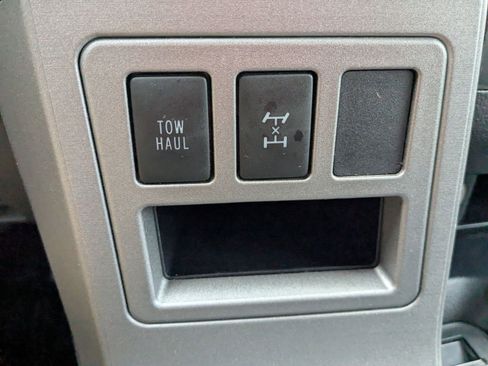 Used 2013 Toyota Sequoia Limited image 32