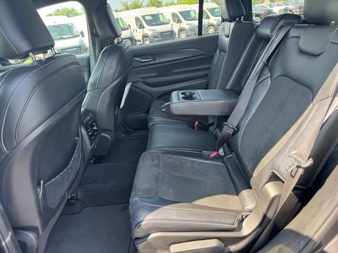Certified 2024 Jeep Grand Cherokee L Laredo AWD/4WD image 21