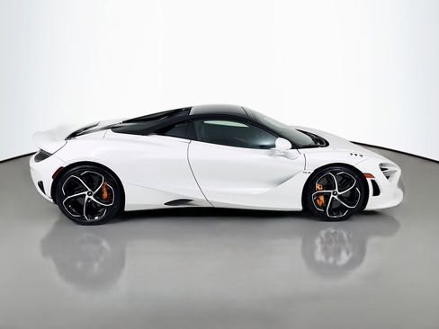 New 2026 McLaren 750S Spider RWD image 8