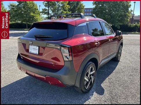 Certified 2025 Nissan Kicks SV w/ SV Premium Package FWD image 7