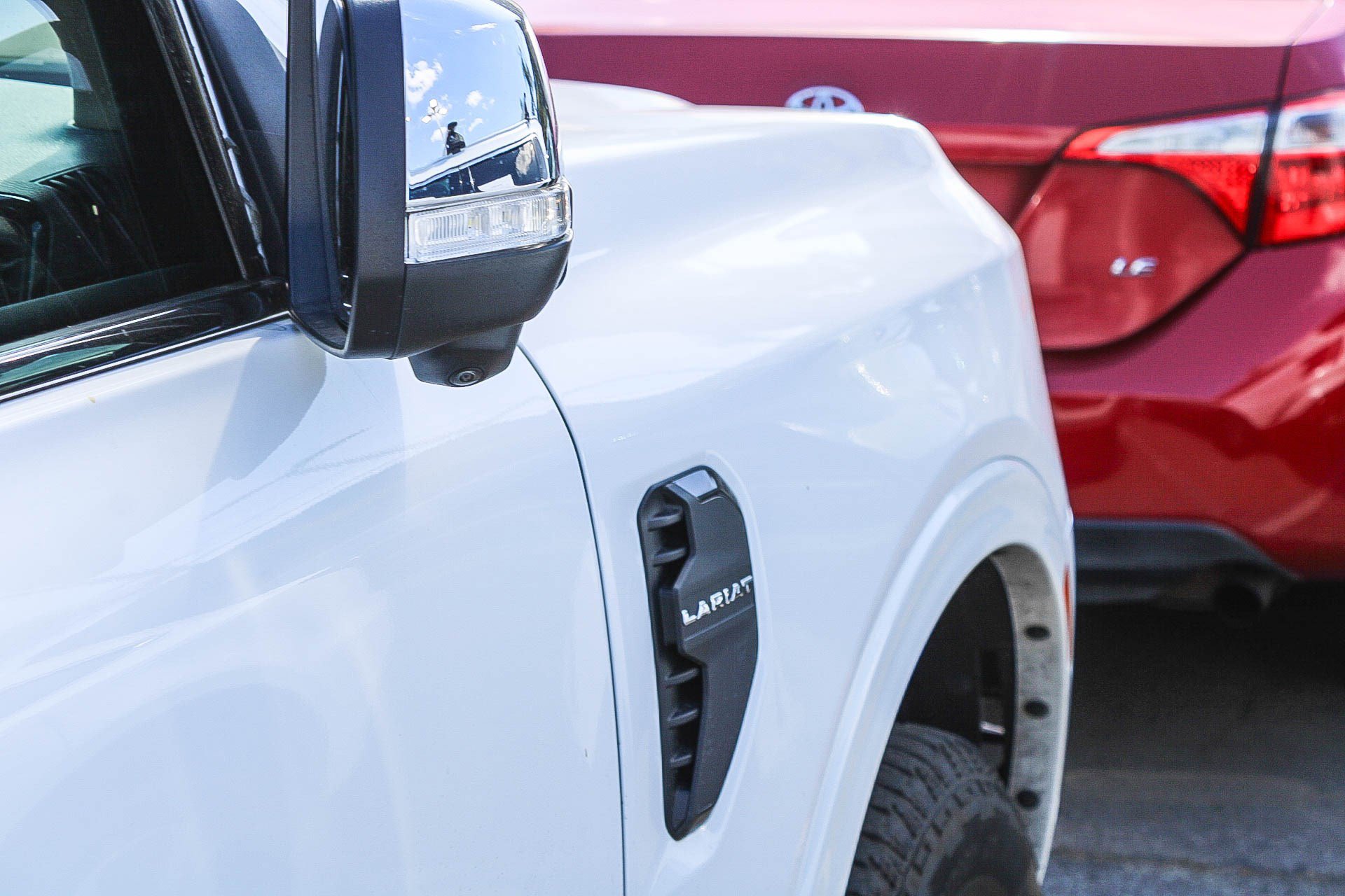 Used 2024 Ford Ranger Lariat RWD image 17