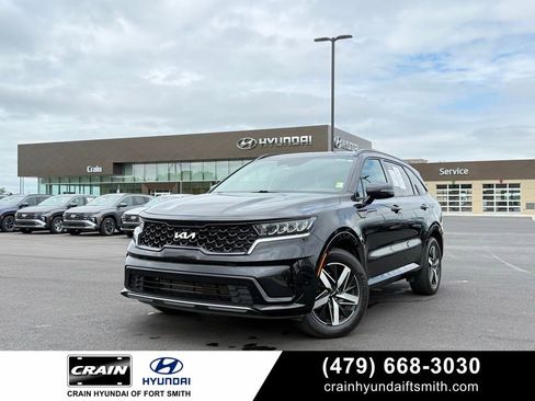 Used 2022 Kia Sorento S FWD image 1