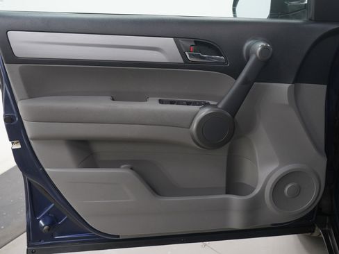 Used 2011 Honda CR-V LX image 18