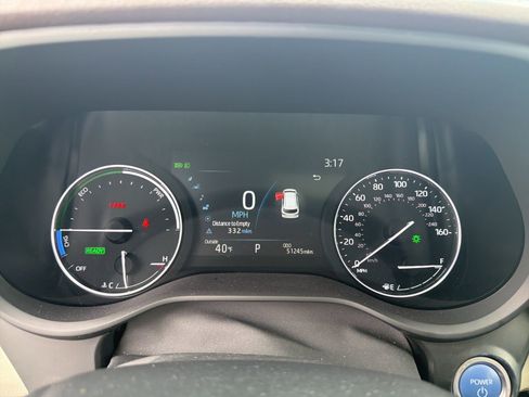 Used 2023 Toyota Sienna Platinum image 18