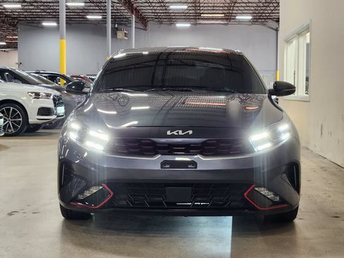 Used 2023 Kia Forte GT-Line w/ GT-Line Premium Package FWD image 2