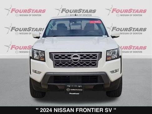 Used 2024 Nissan Frontier SV w/ SV Convenience Package RWD image 11