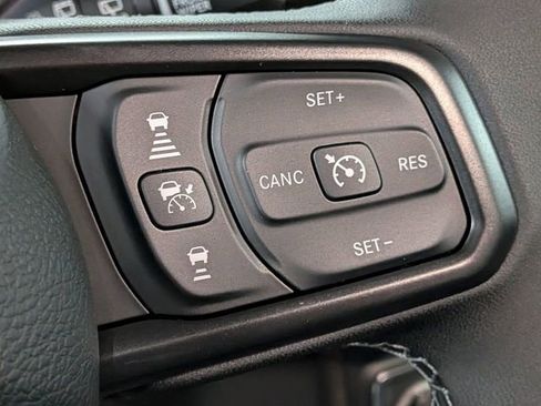 New 2026 Jeep Wrangler Unlimited Rubicon AWD/4WD image 19