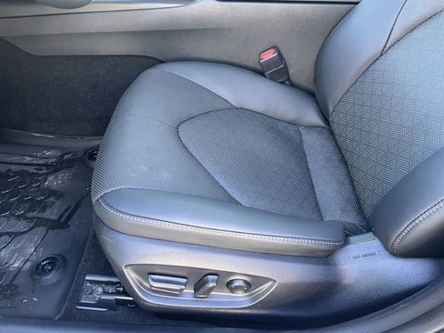 Used 2024 Toyota Camry XSE w/ Navigation Package image 23