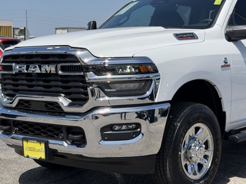 Used 2025 RAM 2500 Tradesman AWD/4WD image 8