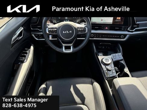 Certified 2025 Kia Sportage EX w/ EX Premium Package image 24