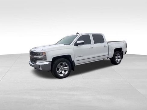 Used 2018 Chevrolet Silverado 1500 LTZ w/ Sport Package image 4