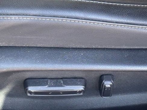 Used 2022 Honda Insight Touring image 9