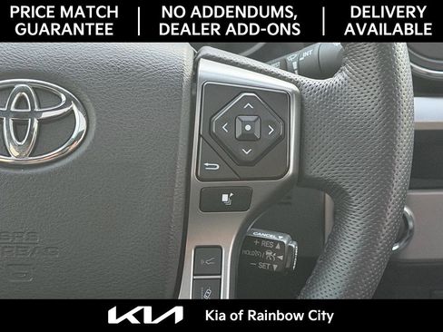 Used 2021 Toyota Tacoma Limited image 26