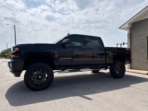 Used 2016 Chevrolet Silverado 1500 LT w/ All Star Edition AWD/4WD image 2