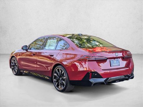 New 2027 BMW 550e xDrive w/ Executive Package AWD/4WD image 2