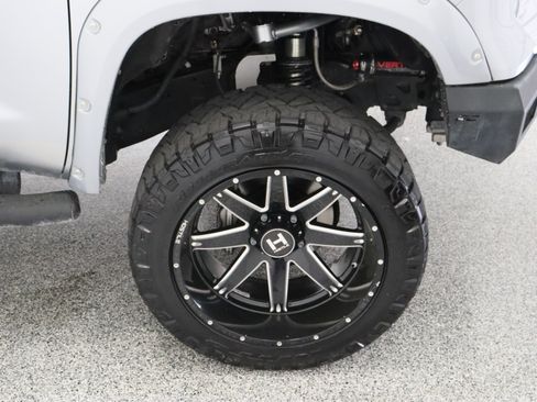 Used 2021 Toyota Tundra SR5 w/ SR5 Upgrade Package image 5