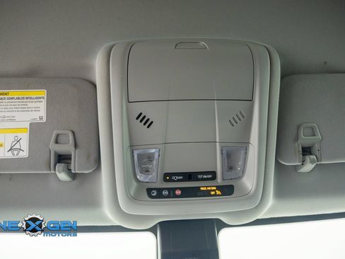 Used 2022 Chevrolet Equinox LT FWD image 21