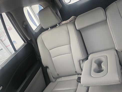 Used 2021 Honda Pilot Special Edition image 12