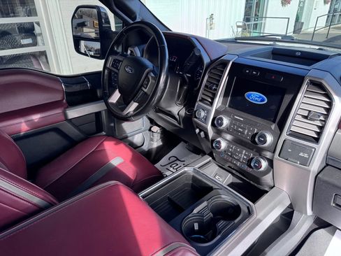 Used 2019 Ford F250 Platinum image 16