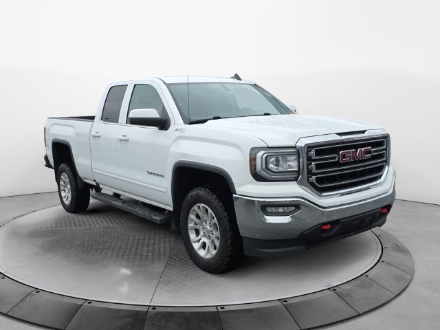 Used 2018 GMC Sierra 1500 SLE w/ Black Pack AWD/4WD image 7