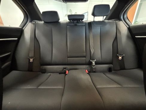 Used 2018 BMW 330i Sedan RWD image 11