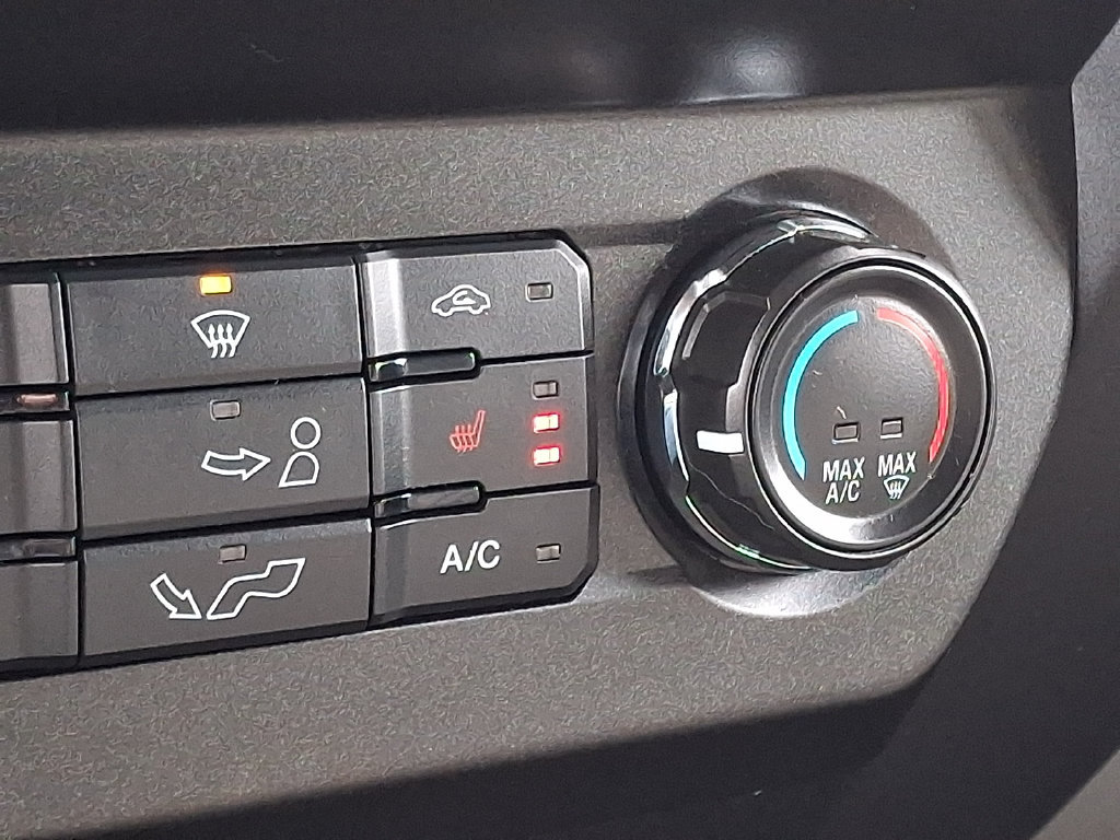 Used 2019 Ford F150 XLT w/ Equipment Group 302A Luxury AWD/4WD image 22
