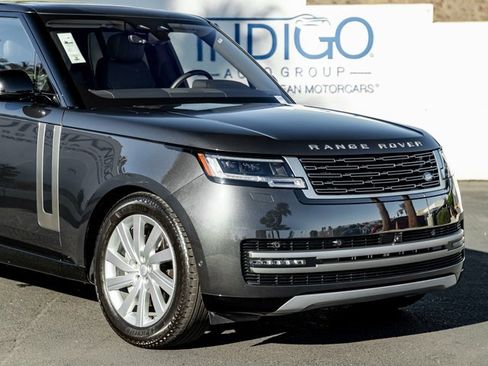 Used 2023 Land Rover Range Rover SE image 5