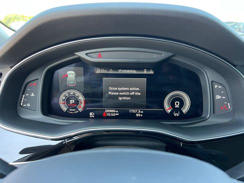Certified 2023 Audi Q8 Premium Plus AWD/4WD image 27