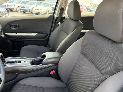 Used 2022 Honda HR-V LX image 19