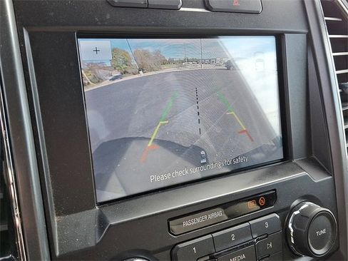 Used 2021 Ford F250 XLT w/ XLT Premium Package image 4