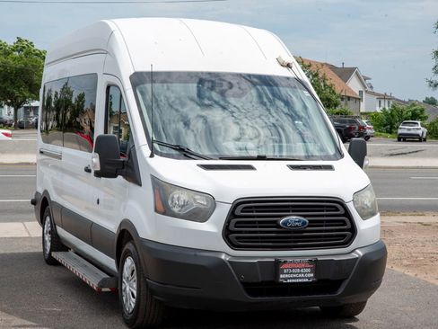 Used 2017 Ford Transit 350 XL RWD image 3