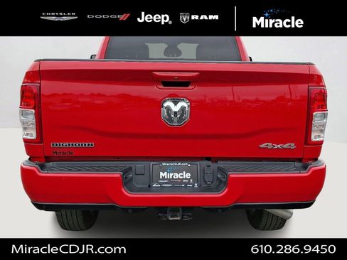 Used 2024 RAM 2500 Big Horn w/ Sport Appearance Package AWD/4WD image 5