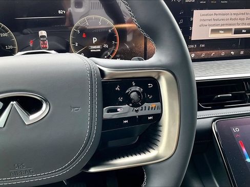 New 2026 INFINITI QX80 Autograph AWD/4WD image 25