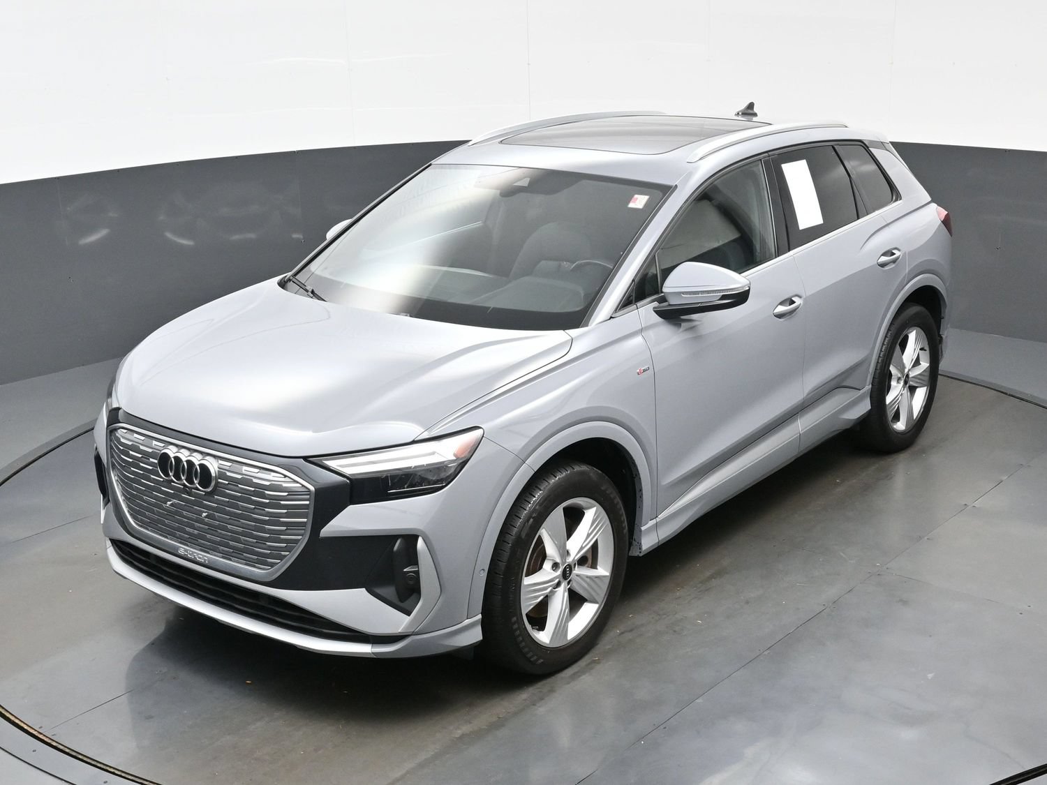 Used 2023 Audi Q4 e-tron Premium Plus w/ Premium Plus AWD/4WD image 34
