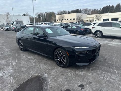 Certified 2023 BMW 760i xDrive w/ Executive Package image 7