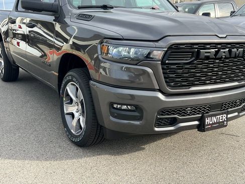 New 2026 RAM 1500 Express image 8