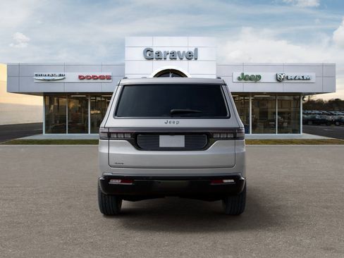 New 2026 Jeep Grand Wagoneer Limited AWD/4WD image 7