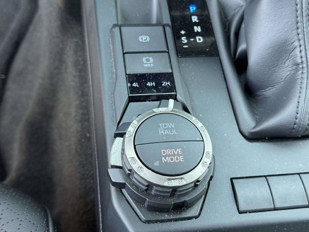 Used 2025 Toyota 4Runner TRD Sport AWD/4WD image 8