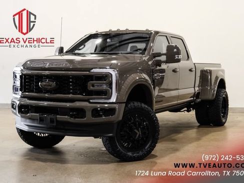 Used 2026 Ford F450 Platinum w/ Platinum Plus Package AWD/4WD image 1