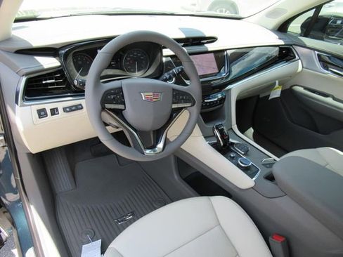 New 2025 Cadillac XT6 Premium Luxury w/ Technology Package image 14